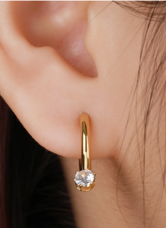 Classic Gold Hoop Earrings – Gold - Image 2